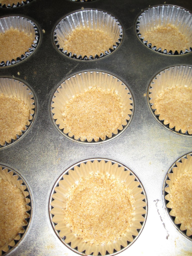 Pumpkin_pie_cupcakes2