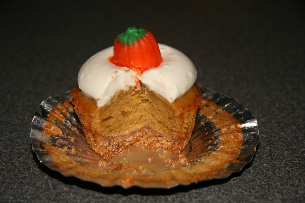 Pumpkin_pie_cupcakes1