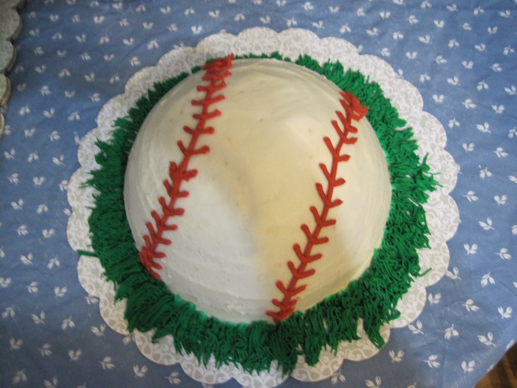 Baseball_cake